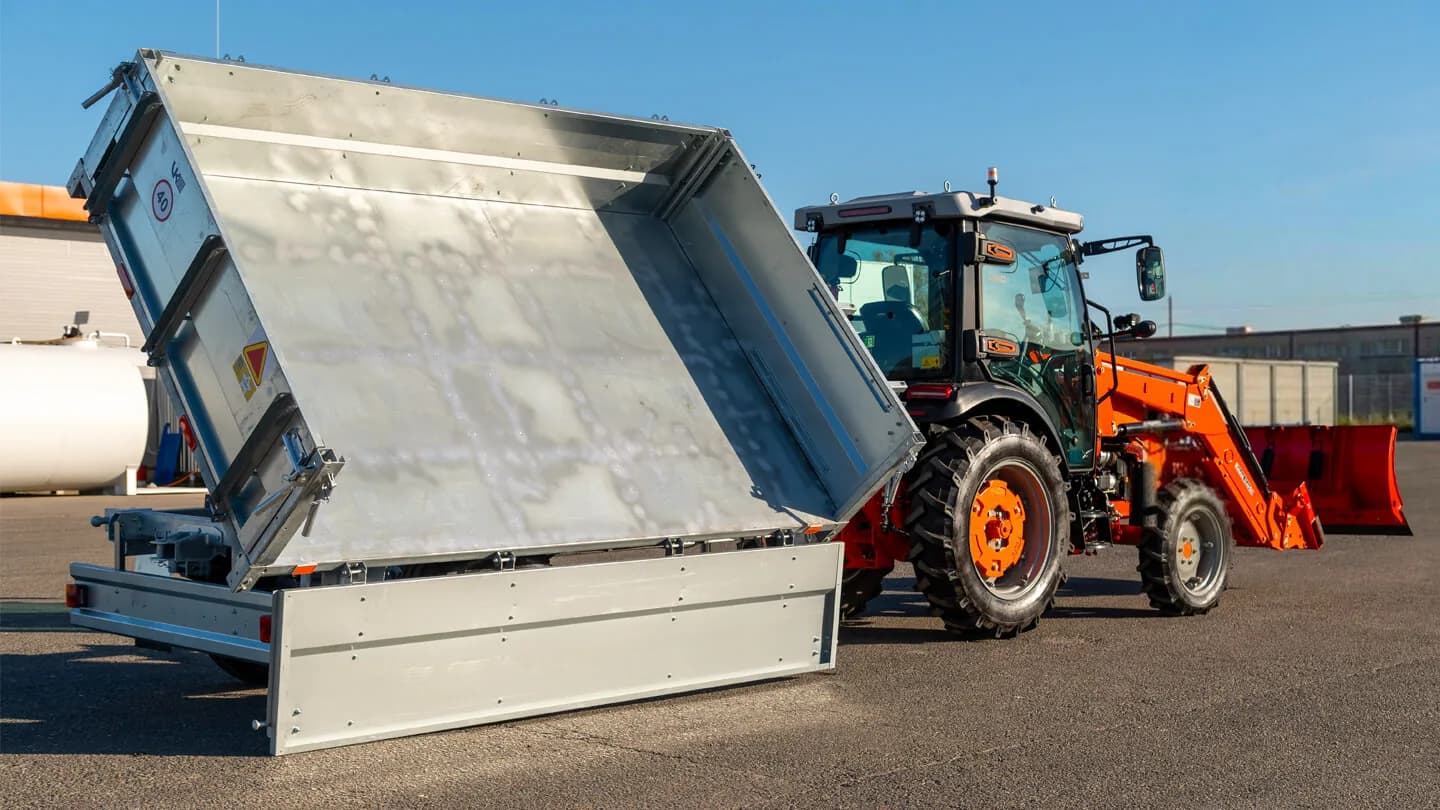 Кузов объёмом 3,6 м³ со стальным полом толщиной 2 мм