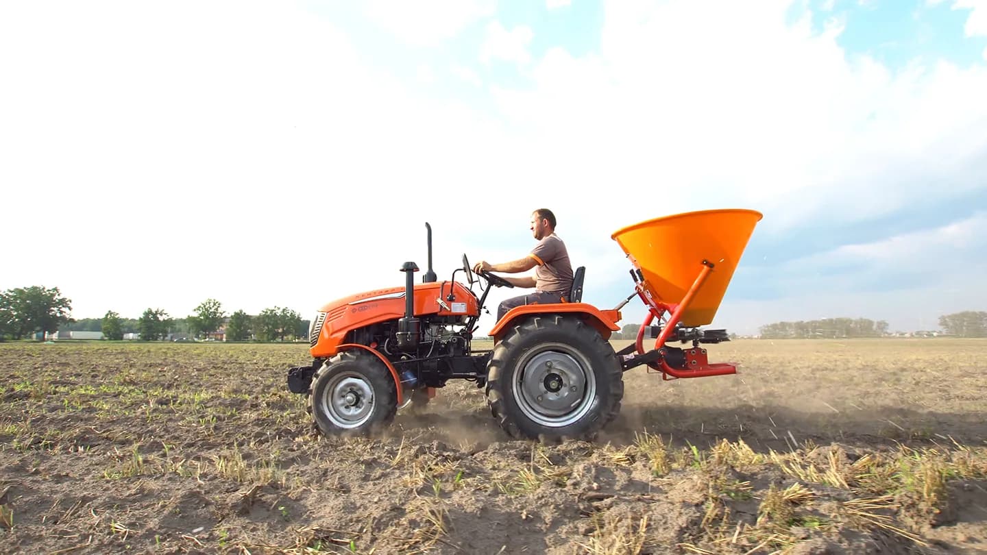 Разбрасыватель навесной (Лейка) Strumyk S-300 (300 л)