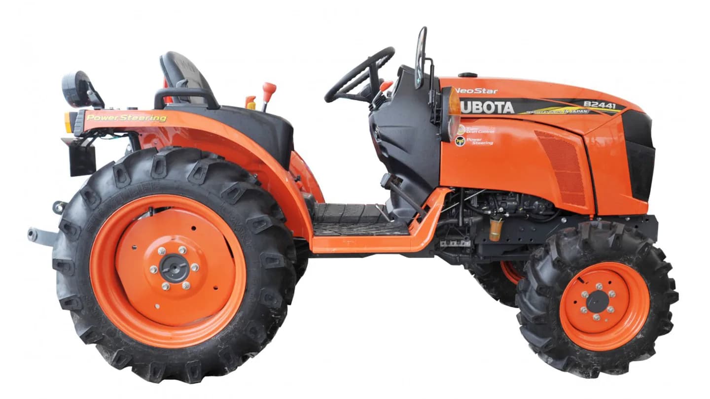 Трактор Kubota | Кубота B2441 9+3 (Kubota India) STD agri 7.00-12 / 8.3-20 (с ПСМ) — фото 23
