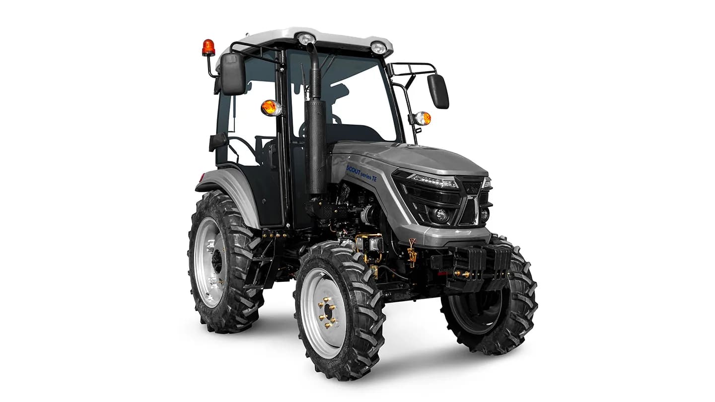 Трактор SCOUT SERIES TB Basic с фронтальным гидроповоротным отвалом TX-220 и щёткой подметальной МП