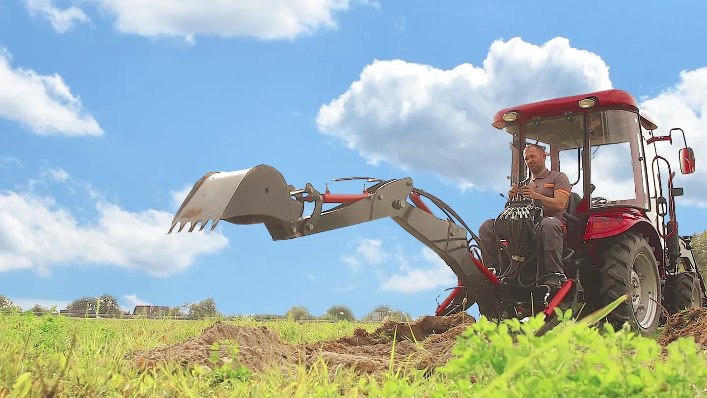 Навесной экскаватор Landformer 230