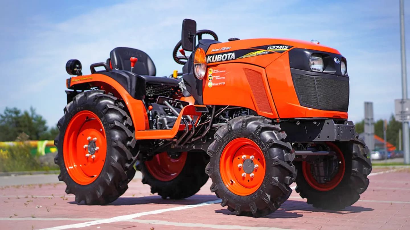 Трактор Kubota | Кубота B2741S 9+3 (Kubota India) STD agri 7.00-12 / 8.3-20 (с ПСМ)