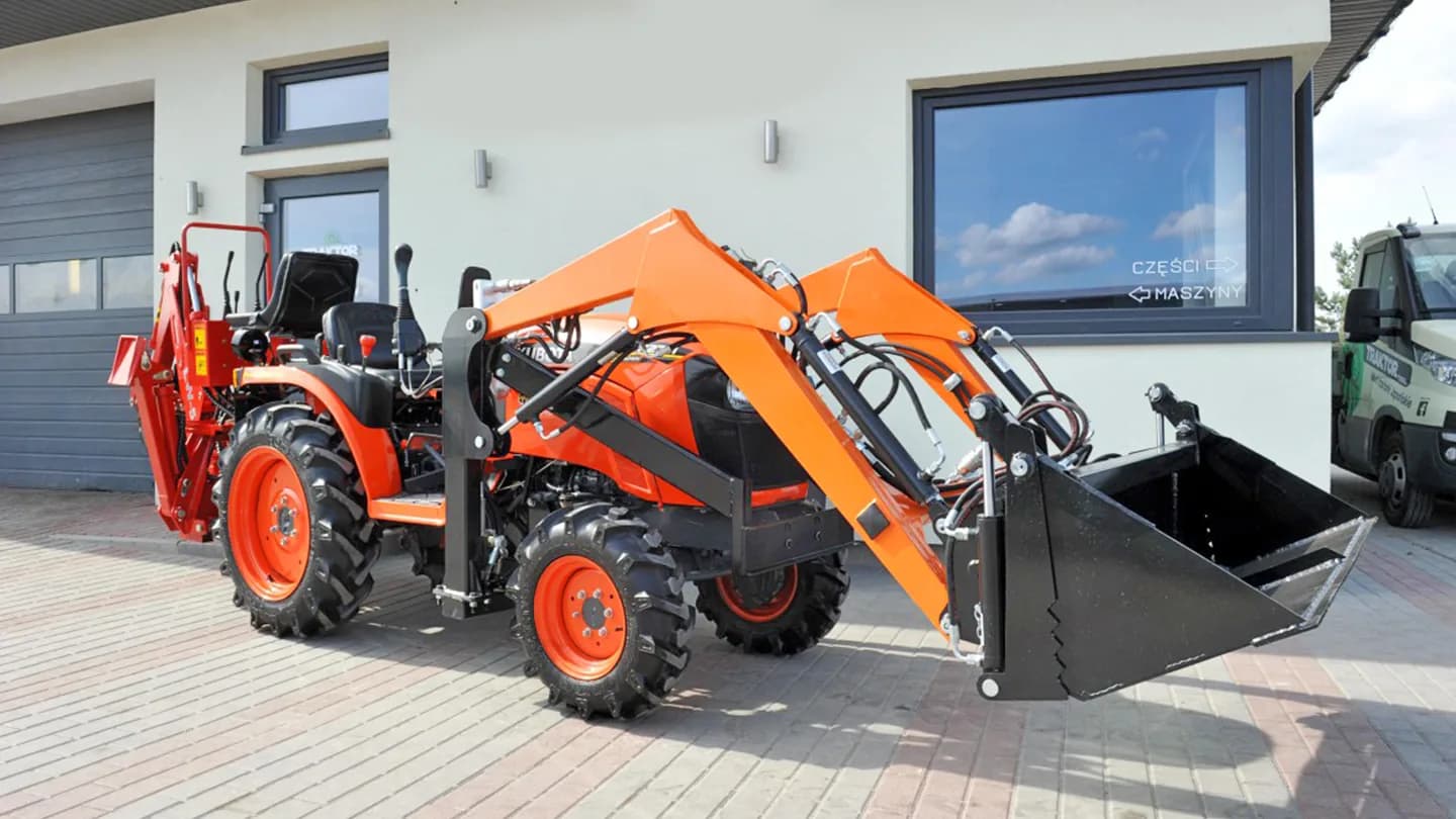 Трактор Kubota | Кубота B2741S 9+3 (Kubota India) STD agri 7.00-12 / 8.3-20 (с ПСМ) — фото 14