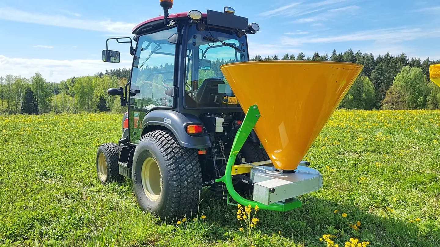 Разбрасыватель навесной, садовый Flagman | Флагман R350S (350 л)