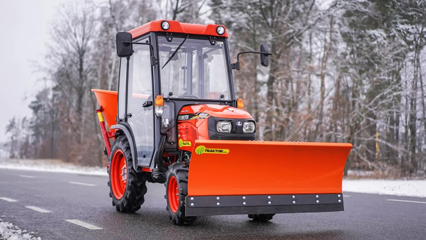 Трактор Kubota | Кубота B2441С 9+3 (Kubota India) STD agri 7.00-12 / 8.3-20 (с ПСМ) — фото 13