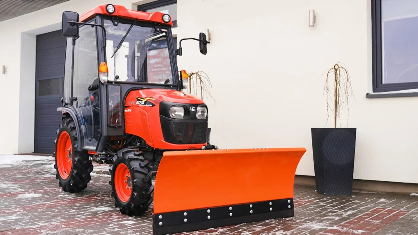 Трактор Kubota | Кубота B2741SС 9+3 (Kubota India) STD agri 7.00-12 / 8.3-20 (с ПСМ)