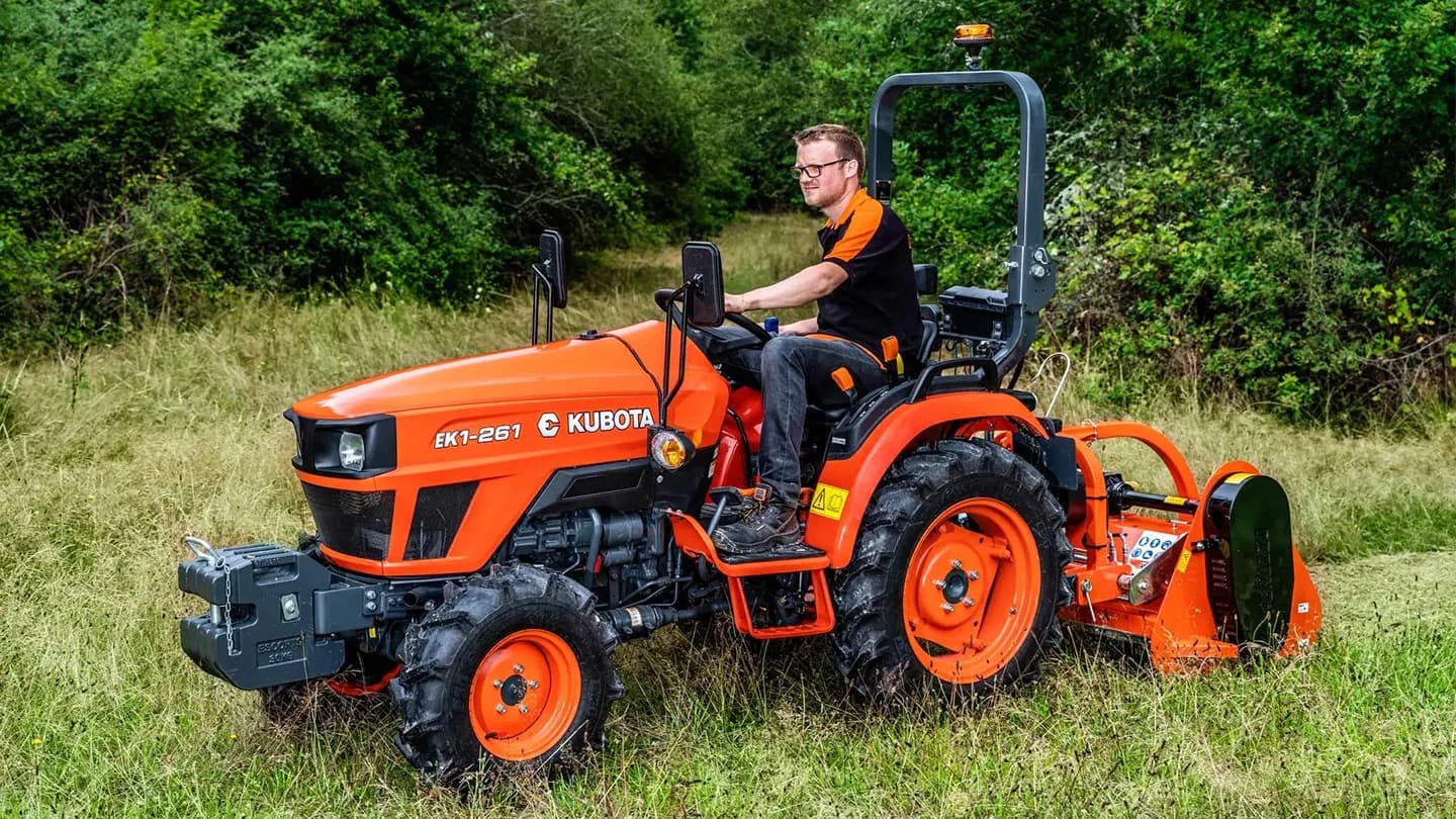 Трактор Kubota | Кубота EK1-261 9+3 (Kubota India) STD agri 6.00-12 / 8.3-20 (с ПСМ)