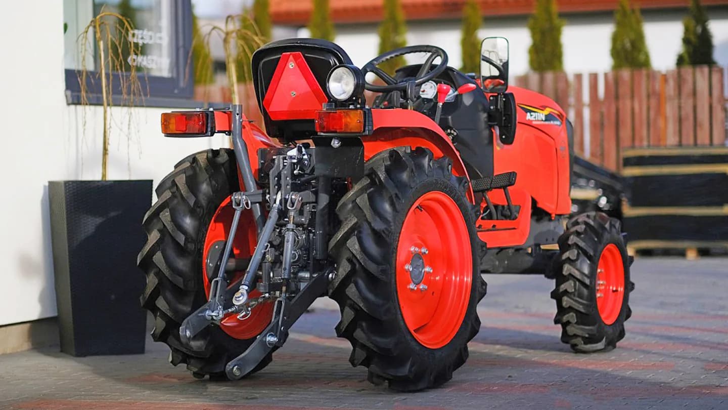 Трактор Kubota | Кубота A211N-OP 9+3 (Kubota India) STD agri 7.00-12 / 8.3-20 (с ПСМ) — фото 12