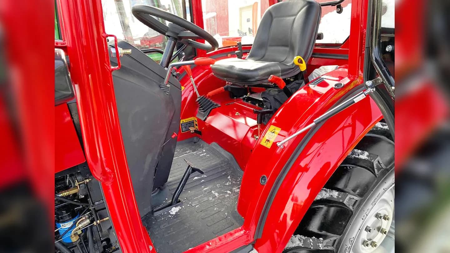 Трактор Dongfeng 404С G2 РЕВЕРС 8+8 | Донгфенг 404С G2 | DF 404 — фото 32